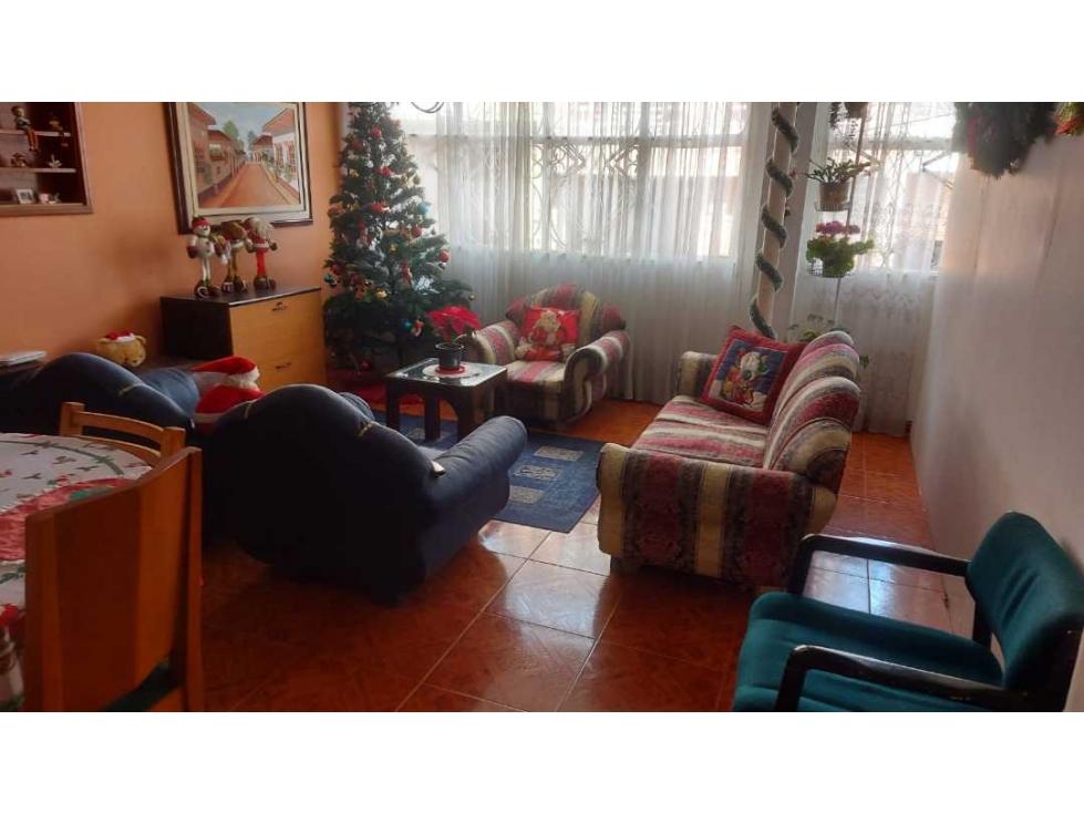 Casa en venta en San Fernando, Bogotá · foto 6 de 24
