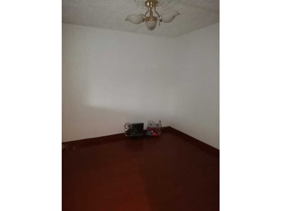 Casa en venta en Gran Britalia, Bogotá · foto 16 de 24