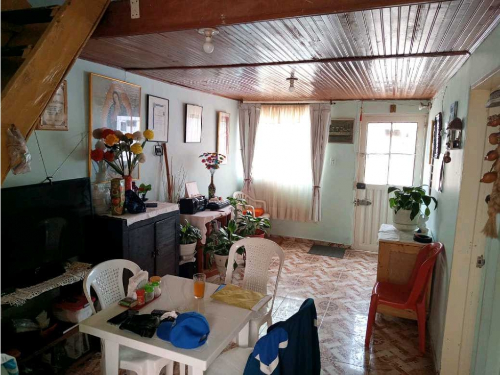 Casa en venta en Kennedy Central, Bogotá · foto 3 de 24