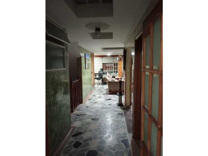 Casa de 7 alcobas en venta en Niza Cordoba, Bogotá, 280 m² · foto 7 de 24