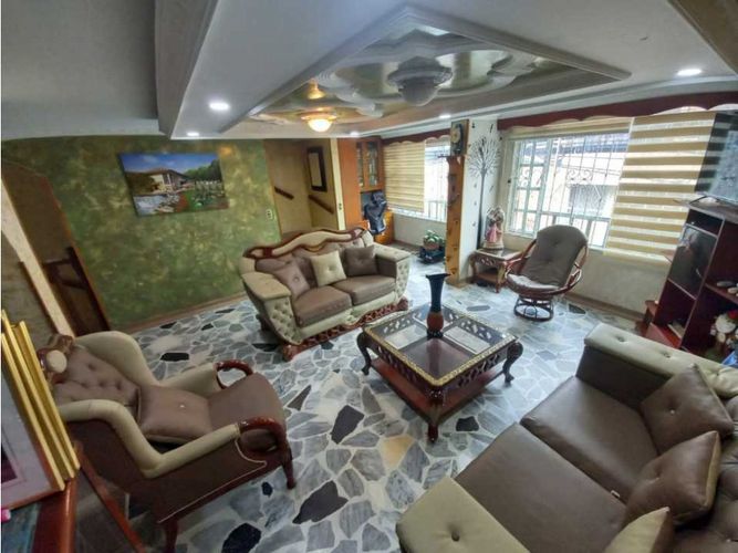 Casa de 7 alcobas en venta en Niza Cordoba, Bogotá, 280 m² · foto 10 de 24