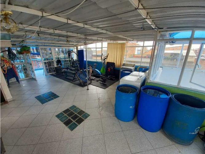 Casa de 7 alcobas en venta en Niza Cordoba, Bogotá, 280 m² · foto 23 de 24