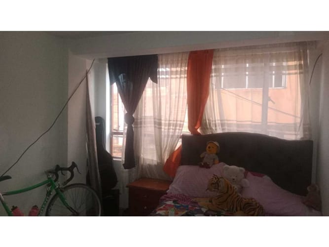 Casa de 5 alcobas en venta en Chucua De La Vaca I, Bogotá, 220 m² · foto 15 de 24