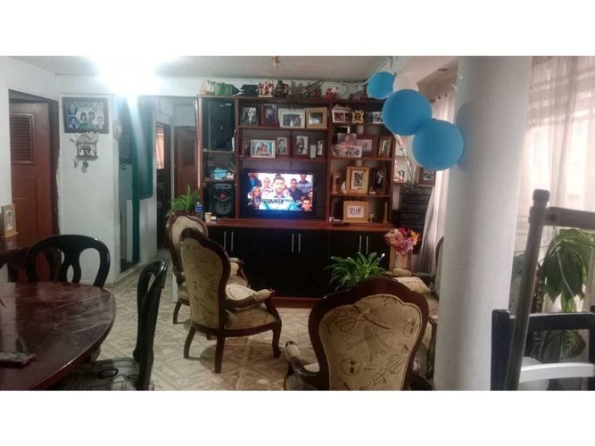 Casa de 5 alcobas en venta en Chucua De La Vaca I, Bogotá, 220 m² · foto 21 de 24