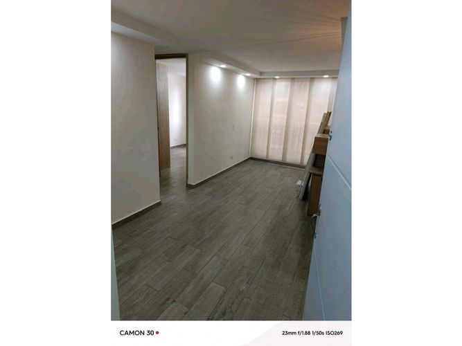 Apartamento de 2 alcobas en venta en Madelena, Bogotá, 43 m² · foto 2 de 5