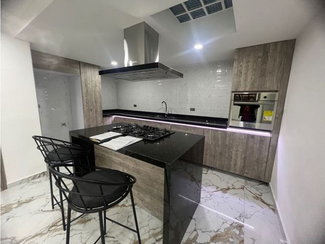 Casa de 3 alcobas en venta en Villas De Santa Rosa, Soacha, 80 m² · foto 5 de 17