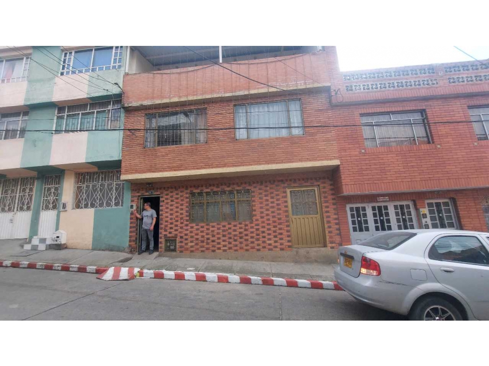 Casa en venta en Pastranita I Sector, Bogotá · foto 2 de 24
