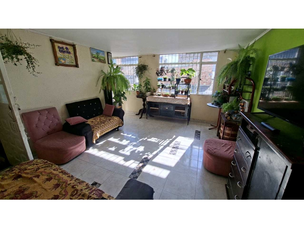 Casa en venta en Kennedy Central, Bogotá · foto 4 de 24