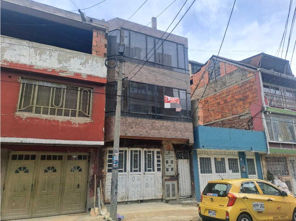 Casa en venta en Fatima, Bogotá · foto 3 de 24
