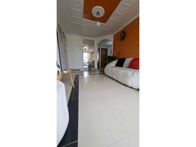 Apartamento de 3 alcobas en venta en Boita Et. I, Bogotá, 73 m² · foto 8 de 24