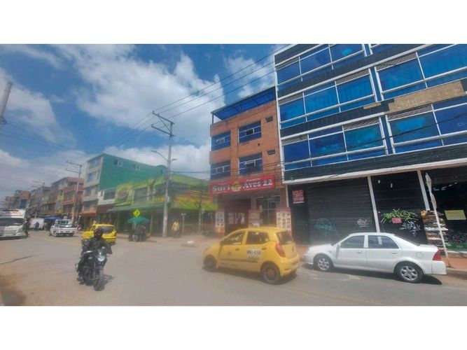Casa de 5 alcobas en venta en El Portal De Las Americas, Bogotá, 576 m² · foto 5 de 11