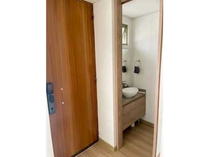Casa de 5 alcobas en venta en Yerbabuena, Chía, 160 m² · foto 4 de 24