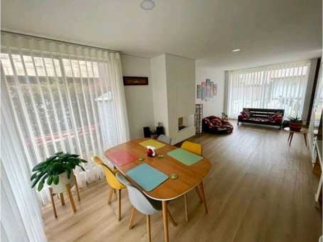 Casa de 5 alcobas en venta en Yerbabuena, Chía, 160 m² · foto 6 de 24