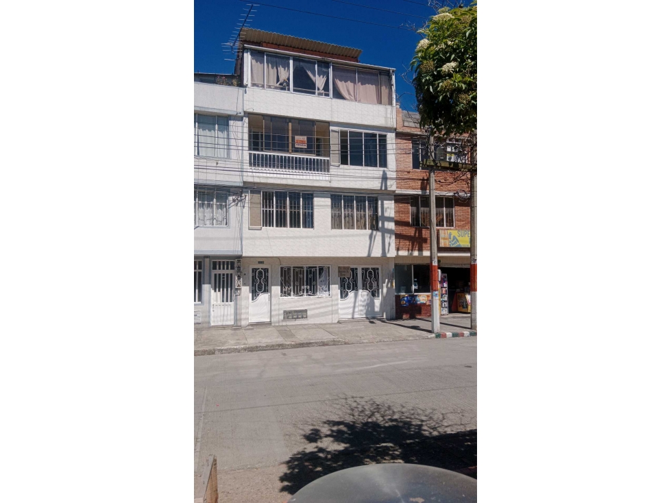 Casa en venta en Casa Blanca, Bogotá · foto 2 de 24