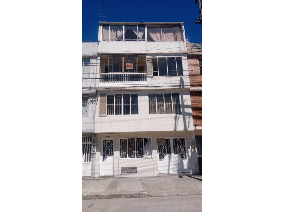 Casa en venta en Casa Blanca, Bogotá · foto 3 de 24