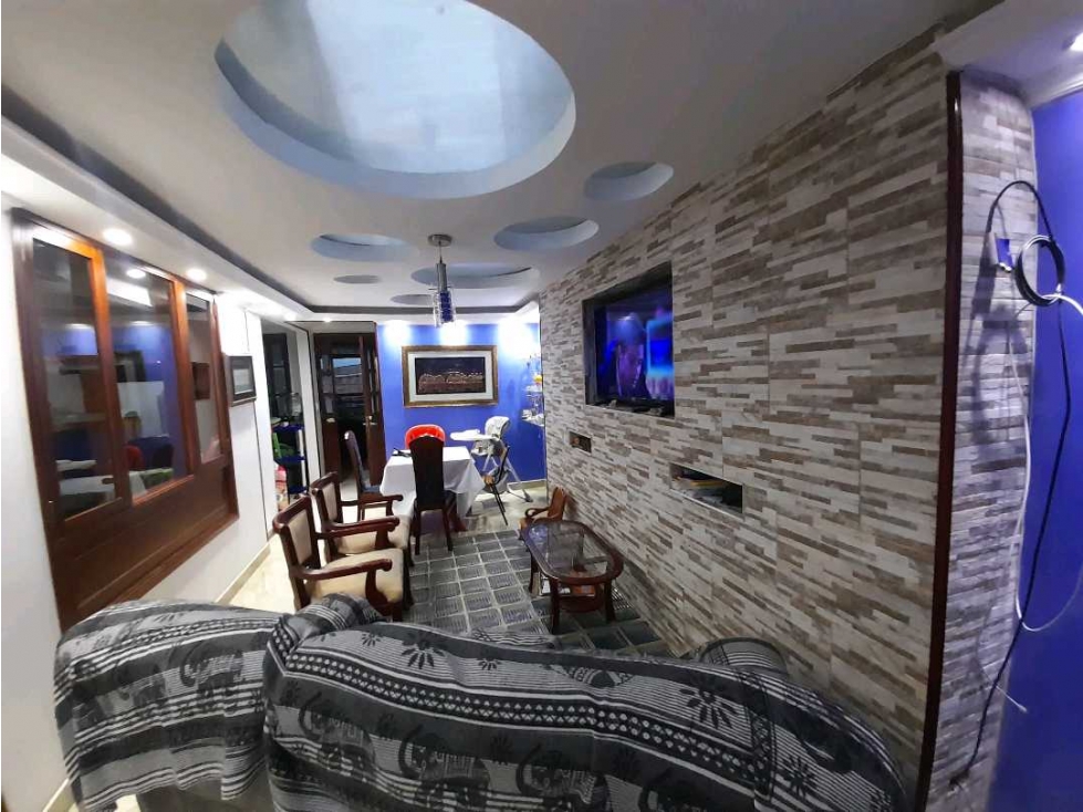 Casa en venta en Super Manzana 11, Bogotá · foto 4 de 24