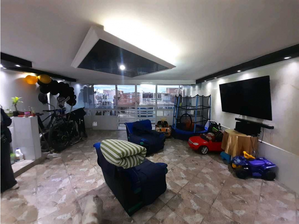 Casa en venta en Super Manzana 11, Bogotá · foto 10 de 24