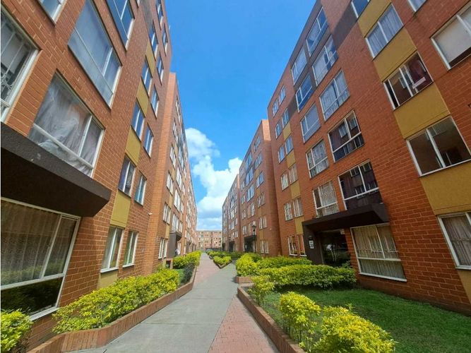 Apartamento en venta en Las Dos Avenidas, Bogotá · foto 2 de 23