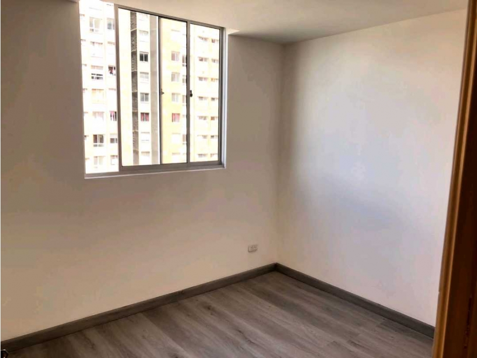 Apartamento en venta en Castilla, Bogotá · foto 4 de 5