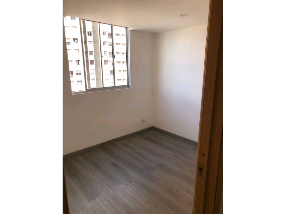 Apartamento en venta en Castilla, Bogotá · foto 5 de 5