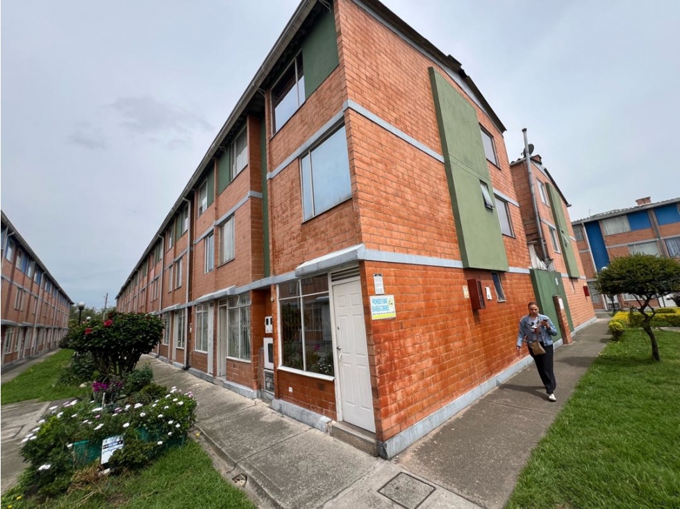 Casa en venta en El Tintal, Bogotá · foto 2 de 24