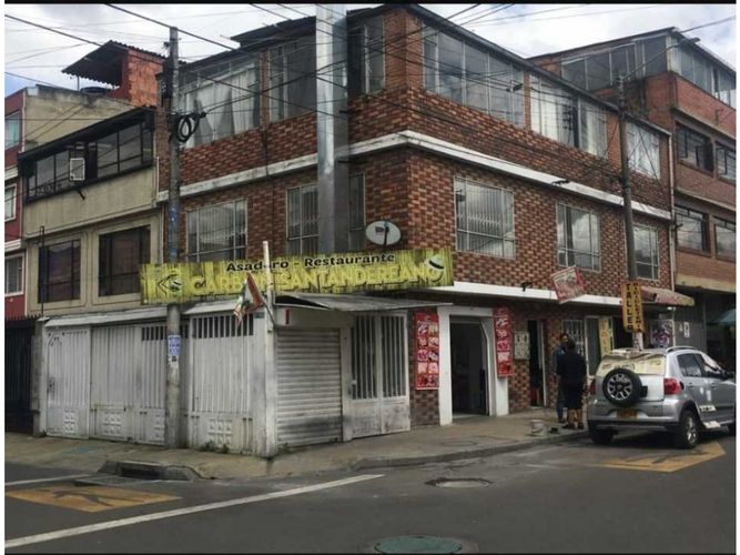 Casa de 6 alcobas en venta en La Alqueria, Bogotá, 321 m² · foto 4 de 24