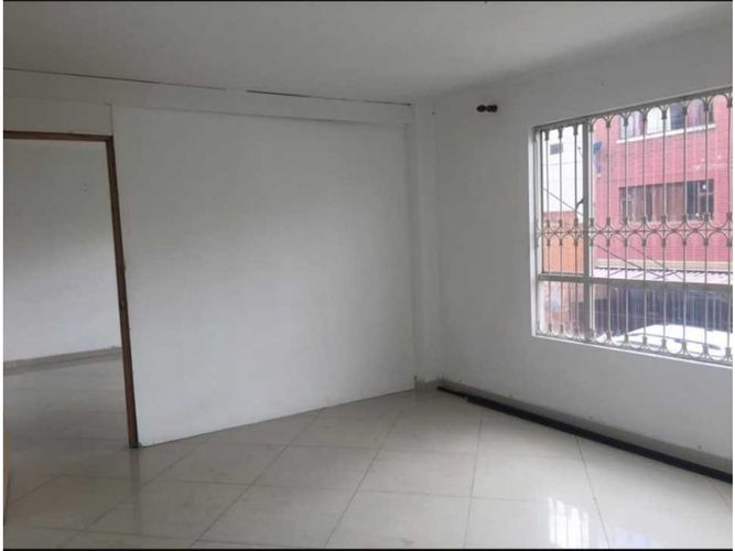 Casa de 6 alcobas en venta en La Alqueria, Bogotá, 321 m² · foto 19 de 24