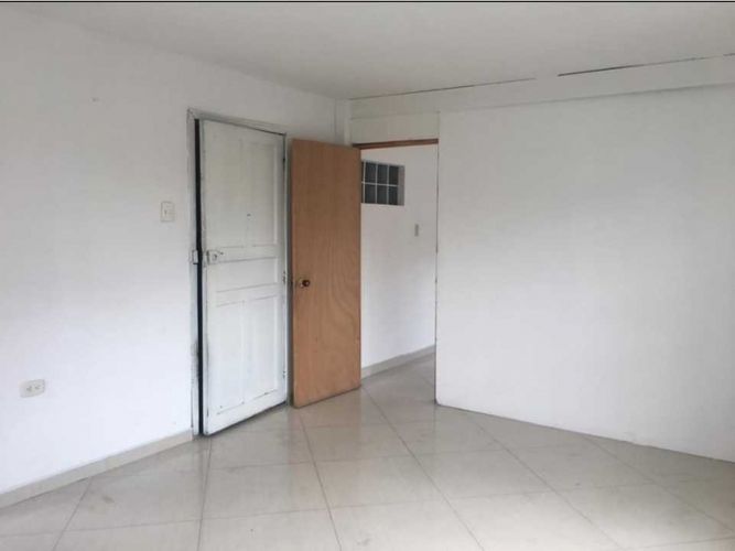 Casa de 6 alcobas en venta en La Alqueria, Bogotá, 321 m² · foto 21 de 24