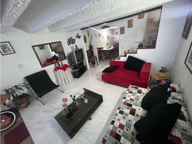 Casa en venta en Villa Alsacia, Bogotá · foto 11 de 24