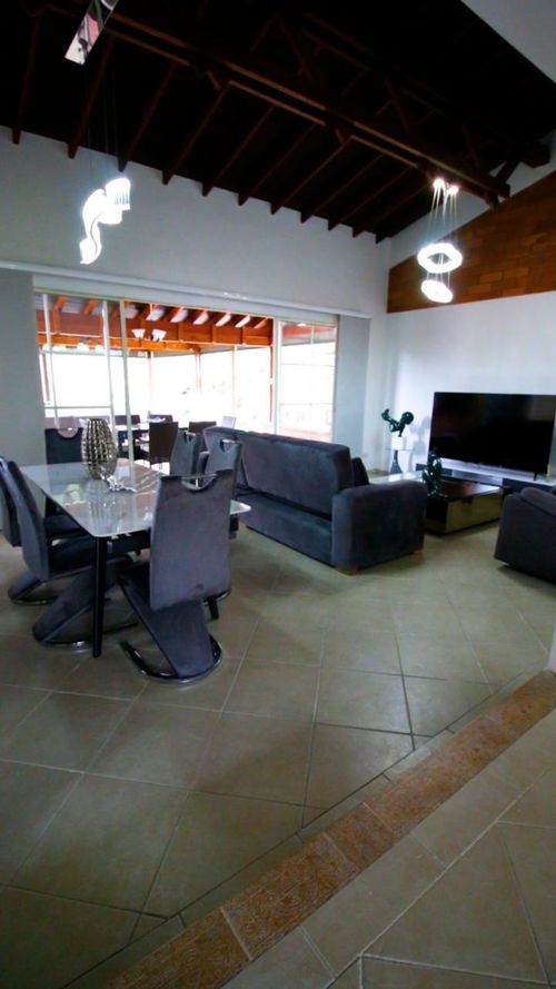 Casa de 4 alcobas en venta en Combia Baja, Pereira · foto 4 de 23