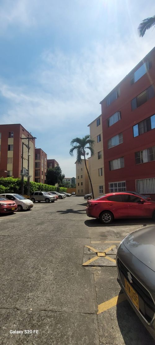 Apartamento de 3 alcobas en venta en Primero De Mayo, Cali, 70 m² · foto 9 de 13
