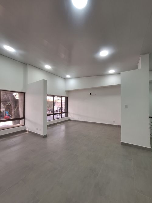 Local en arriendo en Santa Monica, Cali, 150 m² · foto 6 de 11