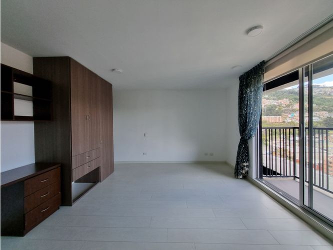 Apartaestudio en venta en Santa Teresa, Bogotá, 37 m² · foto 3 de 24