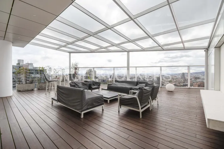 Apartamento de 4 alcobas en venta en Chico Norte, Bogotá, 363 m² · foto 23 de 23
