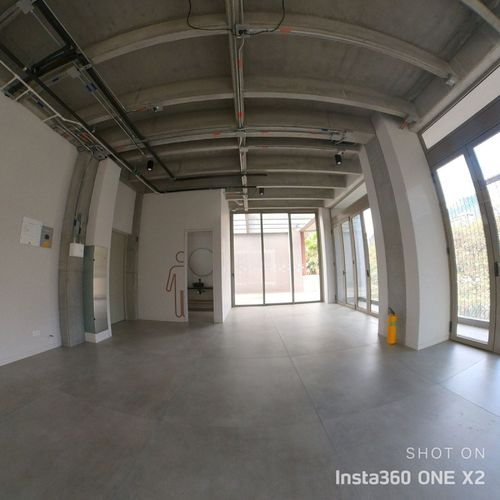 Local en arriendo en El Poblado, Medellín, 130 m² · foto 3 de 7