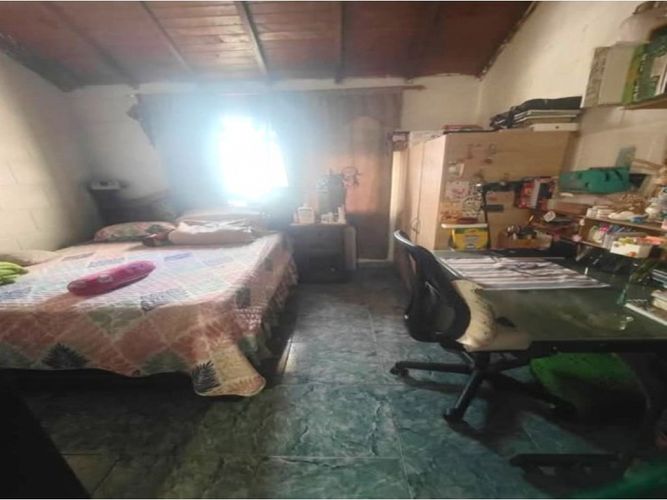 Casa de 4 alcobas en venta en La Florida, Bello, 64 m² · foto 3 de 9