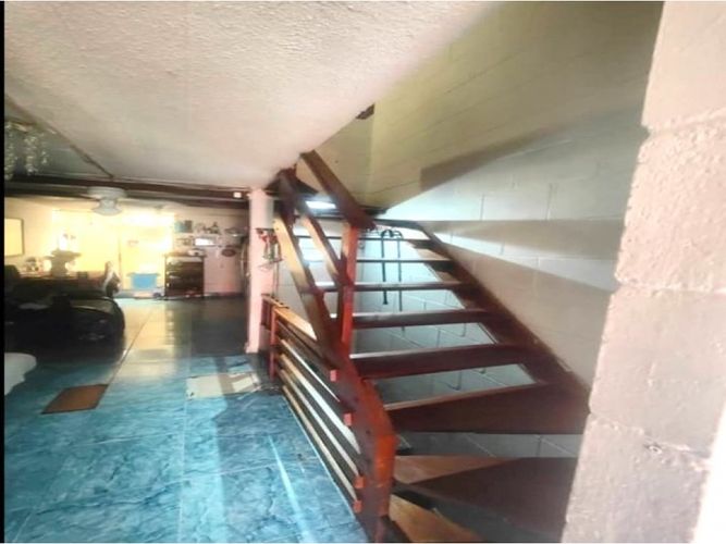 Casa de 4 alcobas en venta en La Florida, Bello, 64 m² · foto 7 de 9