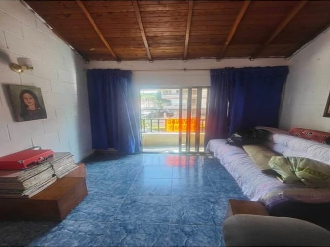 Casa de 4 alcobas en venta en La Florida, Bello, 64 m² · foto 8 de 9