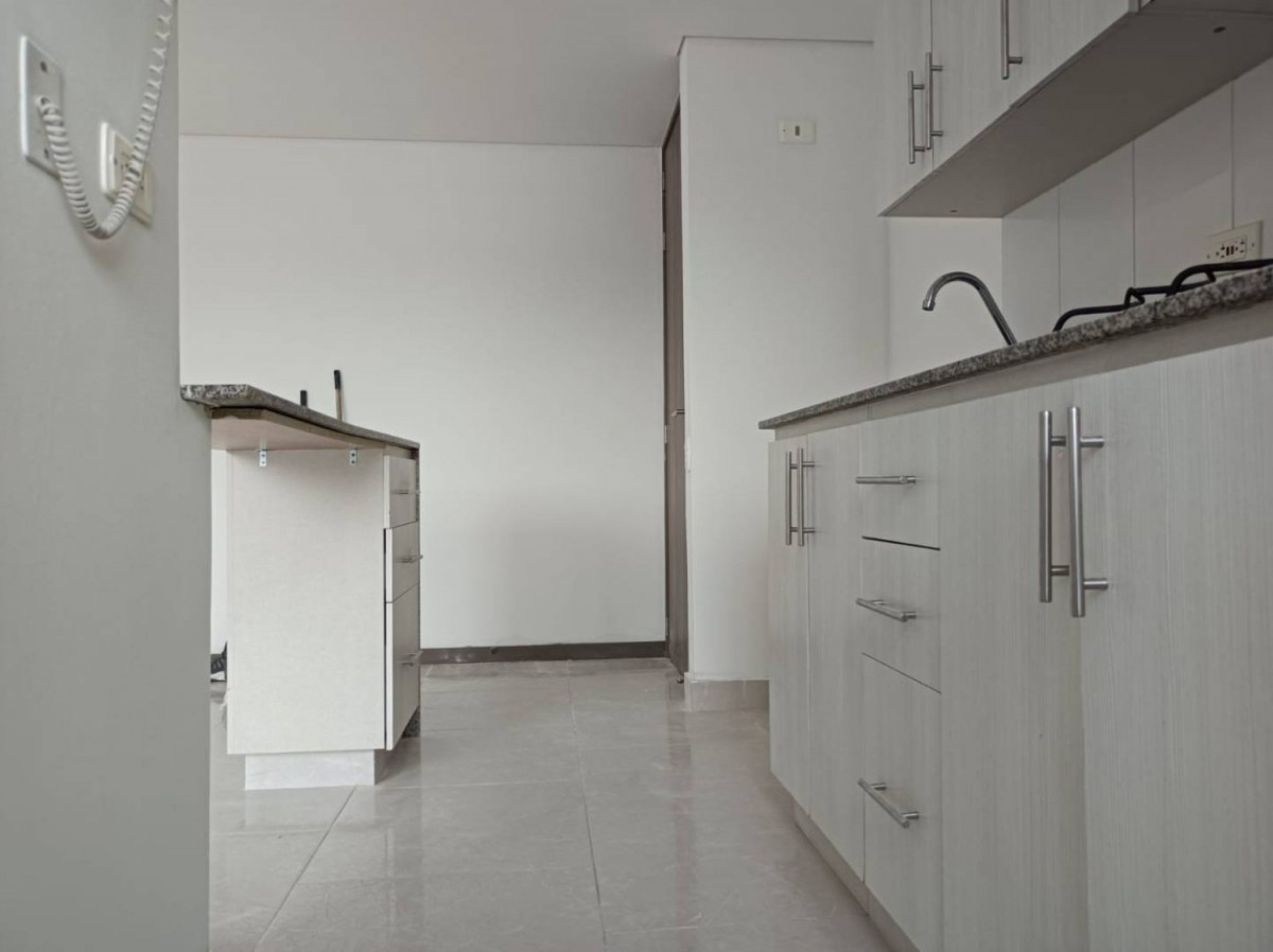 Apartamento en arriendo en Zona Industrial No. 2, Itagüí · foto 6 de 15