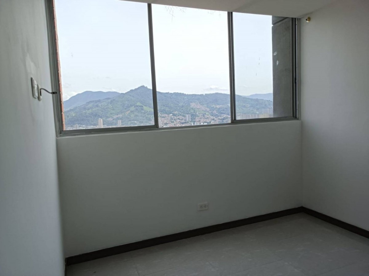 Apartamento en arriendo en Zona Industrial No. 2, Itagüí · foto 9 de 15