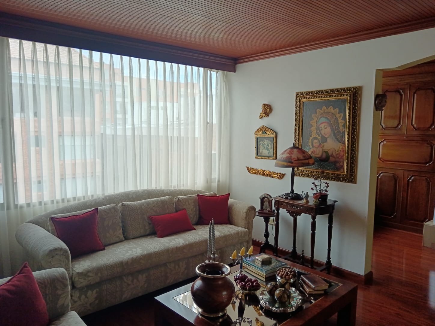 Apartamento en venta en La Carolina, Bogotá · foto 8 de 14