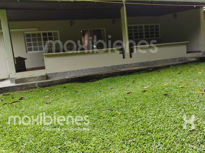 Casa de 4 alcobas en arriendo en Los Almendros, Apartado, 200 m² · foto 7 de 14