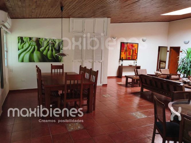 Casa de 4 alcobas en arriendo en Los Almendros, Apartado, 200 m² · foto 10 de 14