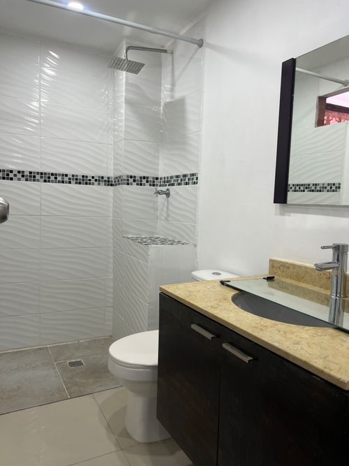 Casa de 7 alcobas en venta en El Bosque, Cali, 375 m² · foto 20 de 24
