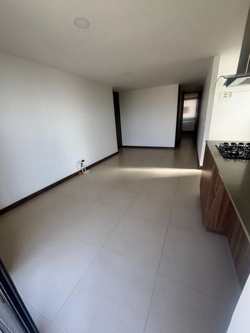 Apartamento de 3 alcobas en arriendo en Rionegro, 74 m² · foto 5 de 8
