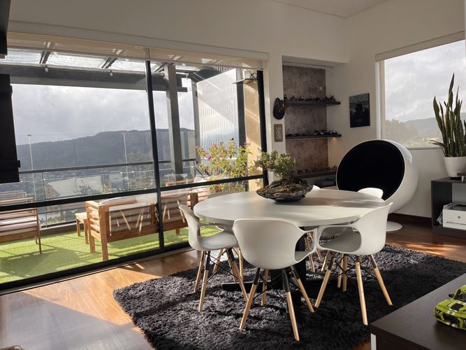 Casa de 3 alcobas en venta en Camino Al Meta, La Calera, 393 m² · foto 2 de 17