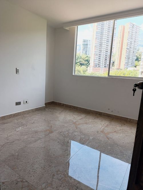 Apartamento de 3 alcobas en venta en San Lucas, Medellín, 120 m² · foto 15 de 24