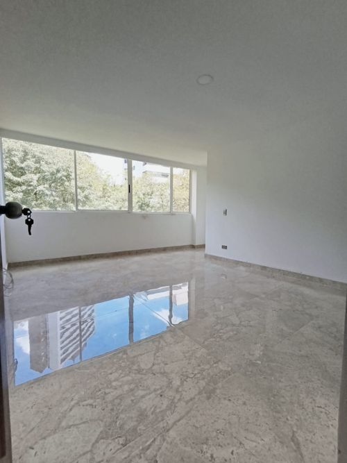 Apartamento de 3 alcobas en venta en San Lucas, Medellín, 120 m² · foto 17 de 24