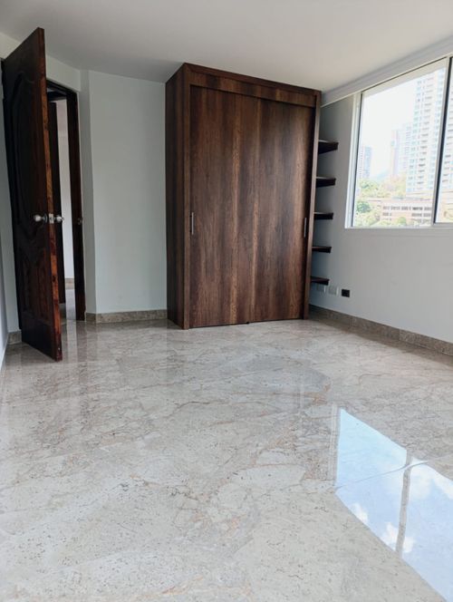 Apartamento de 3 alcobas en venta en San Lucas, Medellín, 120 m² · foto 18 de 24