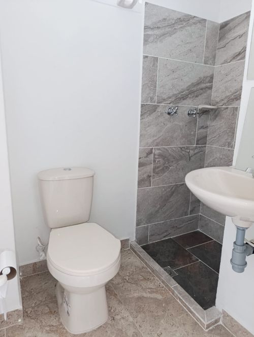 Apartamento de 3 alcobas en venta en San Lucas, Medellín, 120 m² · foto 23 de 24